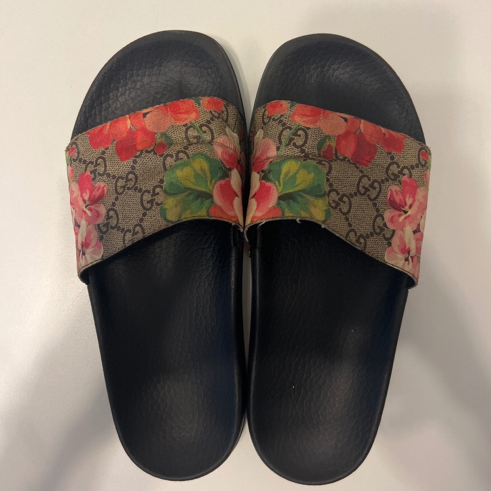 Gucci sandals